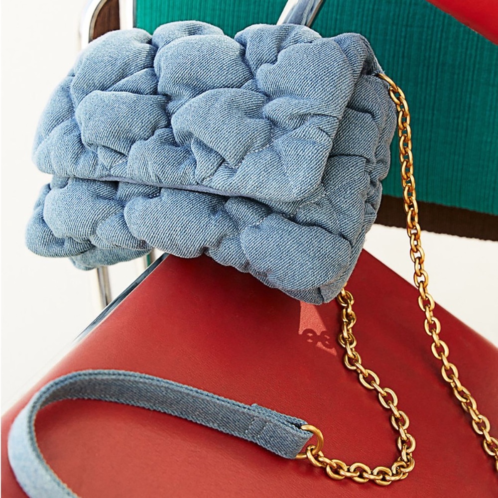 QUILTED SHOULDER BAG